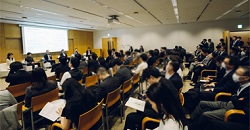 最新情報　地方銀行のDX戦略から見えてきた、未来の金融機関の姿～FIN/SUM2024レポートのサムネイル画像