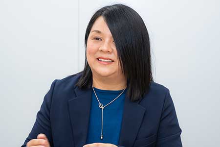 インタビューの様子