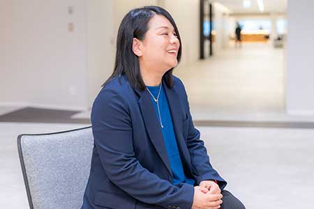 インタビューの様子