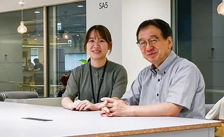 NEC GX事業開発統括部　プロフェッショナル　廣光 徹、NEC GX事業開発統括部 ソリューション開発グループ　甲斐 綾乃