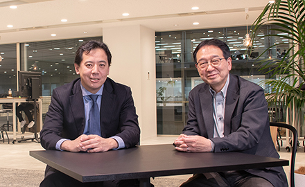 NEC スマートインダストリー統括部/次世代事業戦略G シニアプロフェッショナル　岡田 和久、NEC GX事業開発統括部　プロフェッショナル　廣光 徹