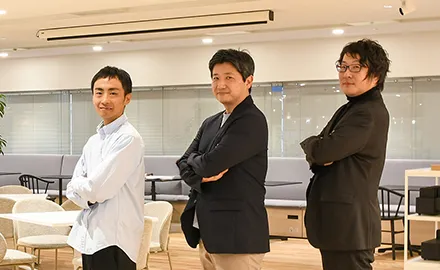 NEC製造システム統括部 PLMソリューショングループ 主任 北村雅人、スマートファクトリアプリケーショングループ ディレクター 小宮山雄木、スマートファクトリアプリケーショングループ　主任 中峰寛朗