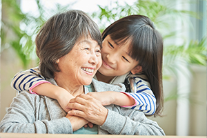 行政による保健・医療の情報共有を推進し、垣根を超えた横断的な地域医療の実現をサポートします。