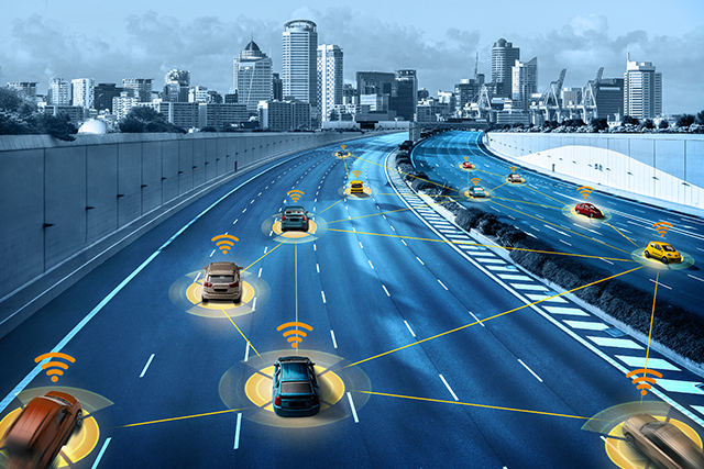 ADAS(エーダス・先進運転支援システム)とは？自動運転との違いは？