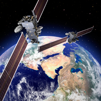 写真2：Arabsat 6A(左)、Hellas-Sat-4 Credit Lockheed Martin